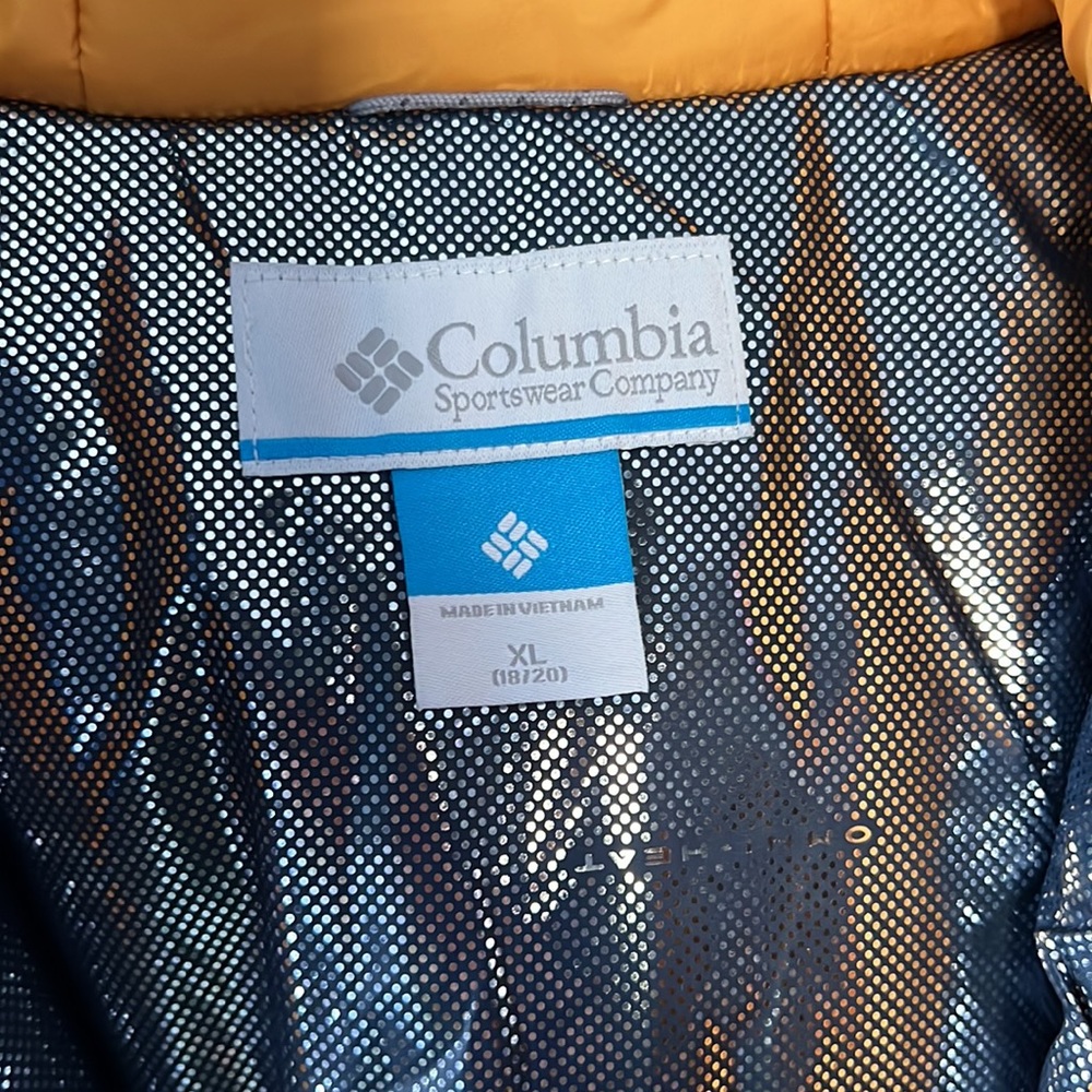 Columbia Jacket - Picture 3 of 6
